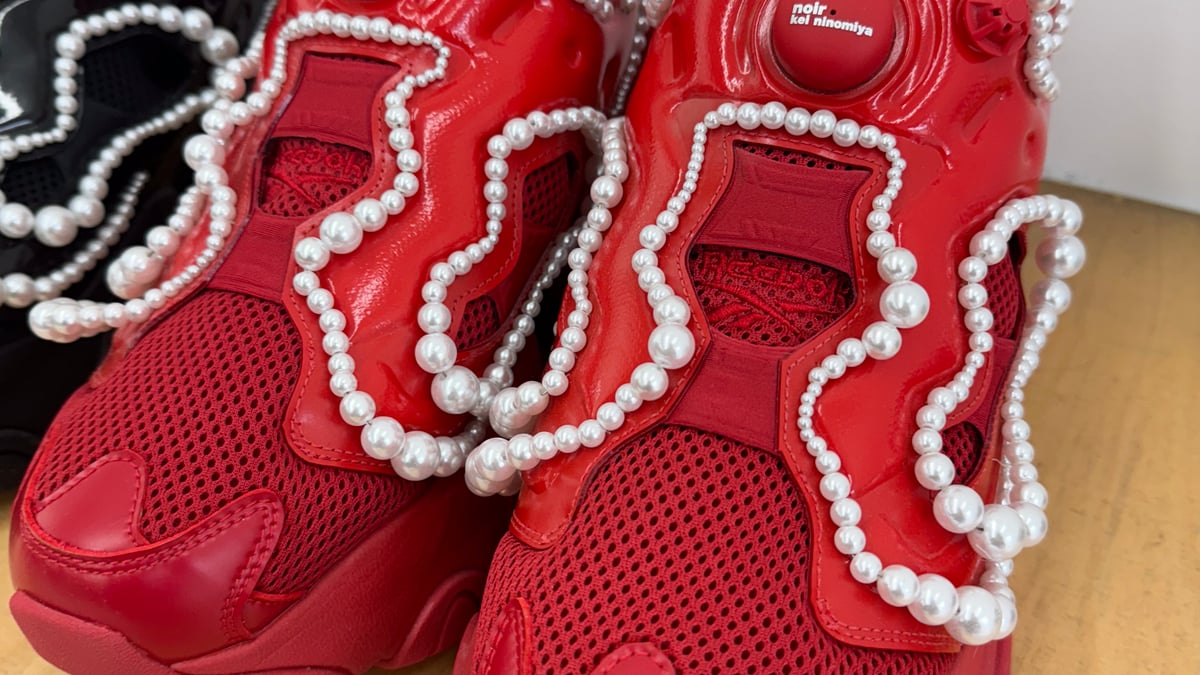 ノワール ケイ ニノミヤ×リーボック再び ウィングチップ風ポンプ