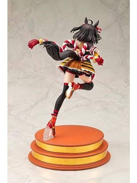 コトブキヤ [迫る熱に押されて]キタサンブラック 1/7 完成品 「ウマ娘
