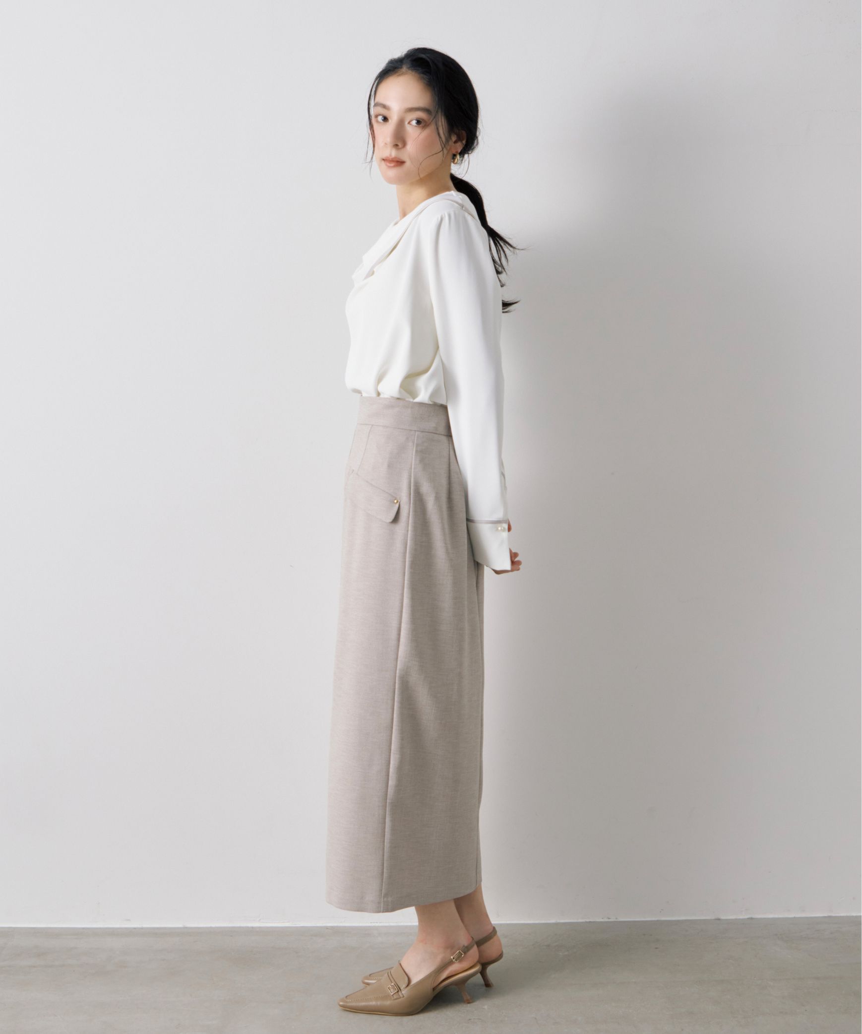 ポケット付きタイトスカート｜Stola.（ストラ）公式通販サイト