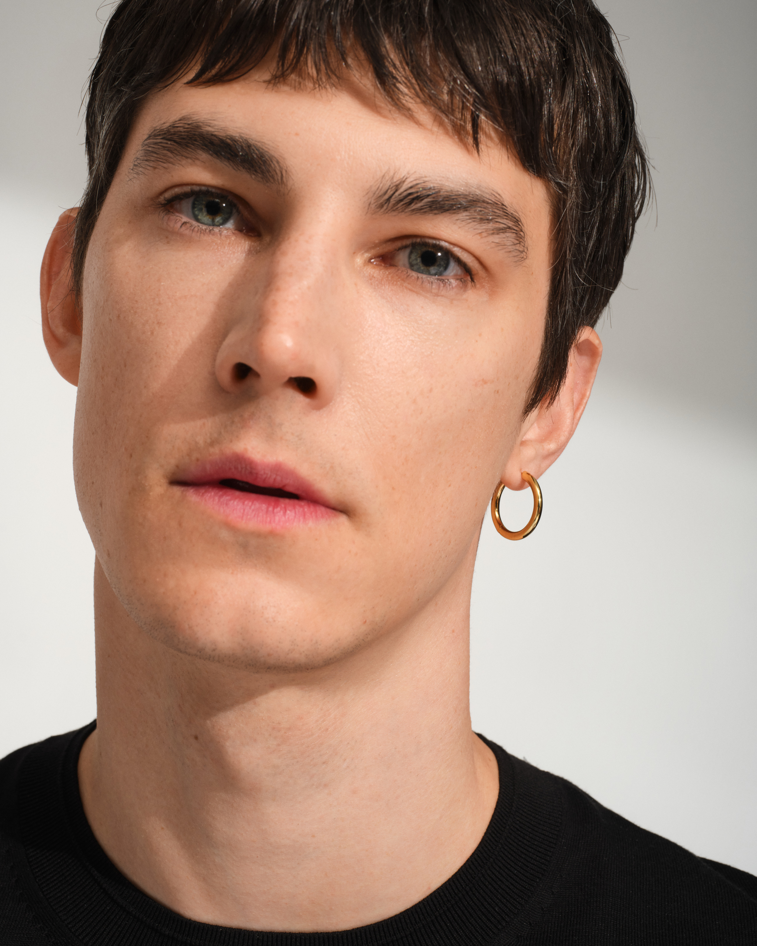 Classic Hoop Small Gold - Tom Wood Project Official Online Store