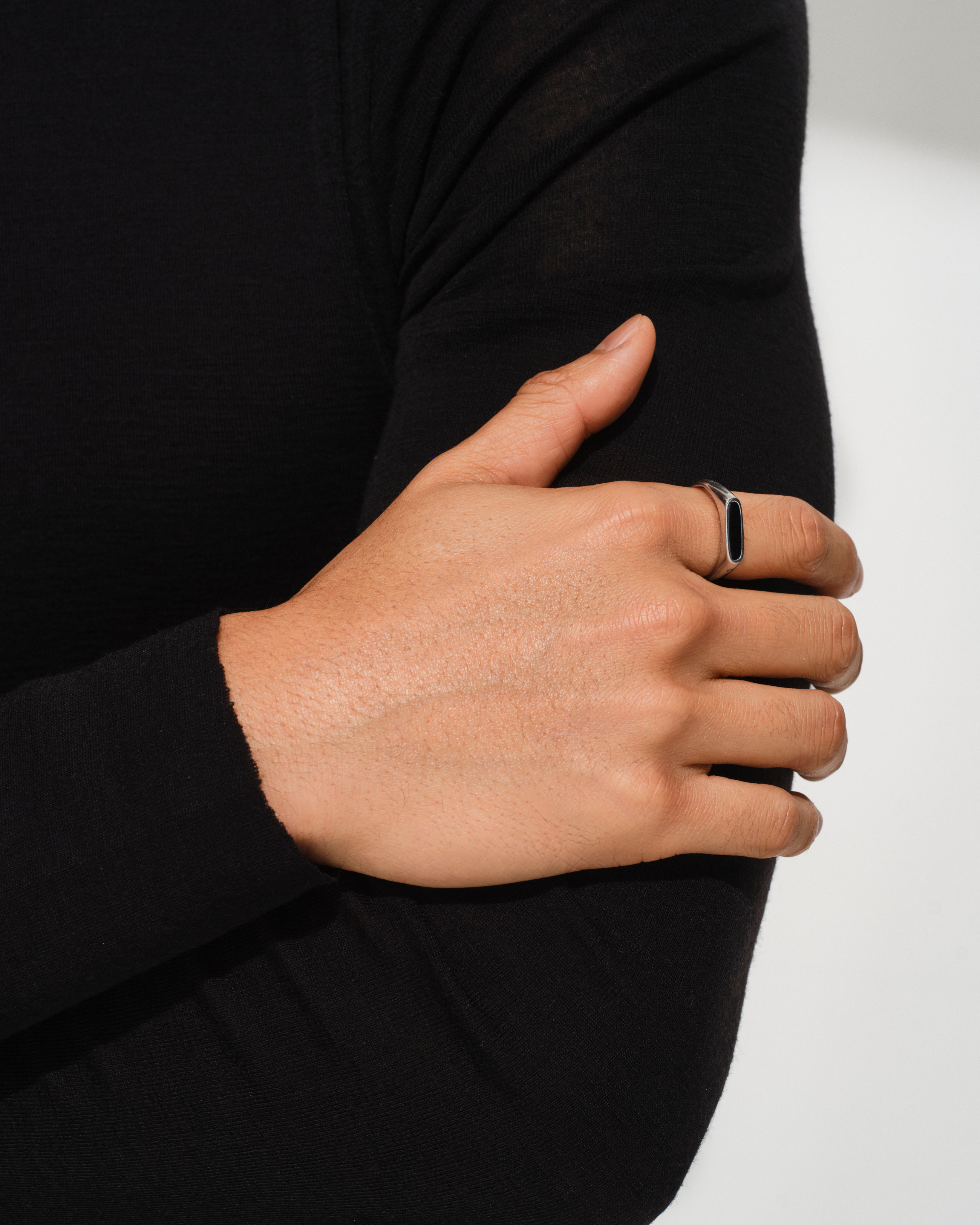 Mario Ring Onyx - Tom Wood Project Official Online Store