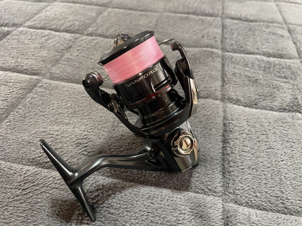 シマノ 24ヴァンフォード2500SHG 淡水使用 美品 シマノ 24ヴァン