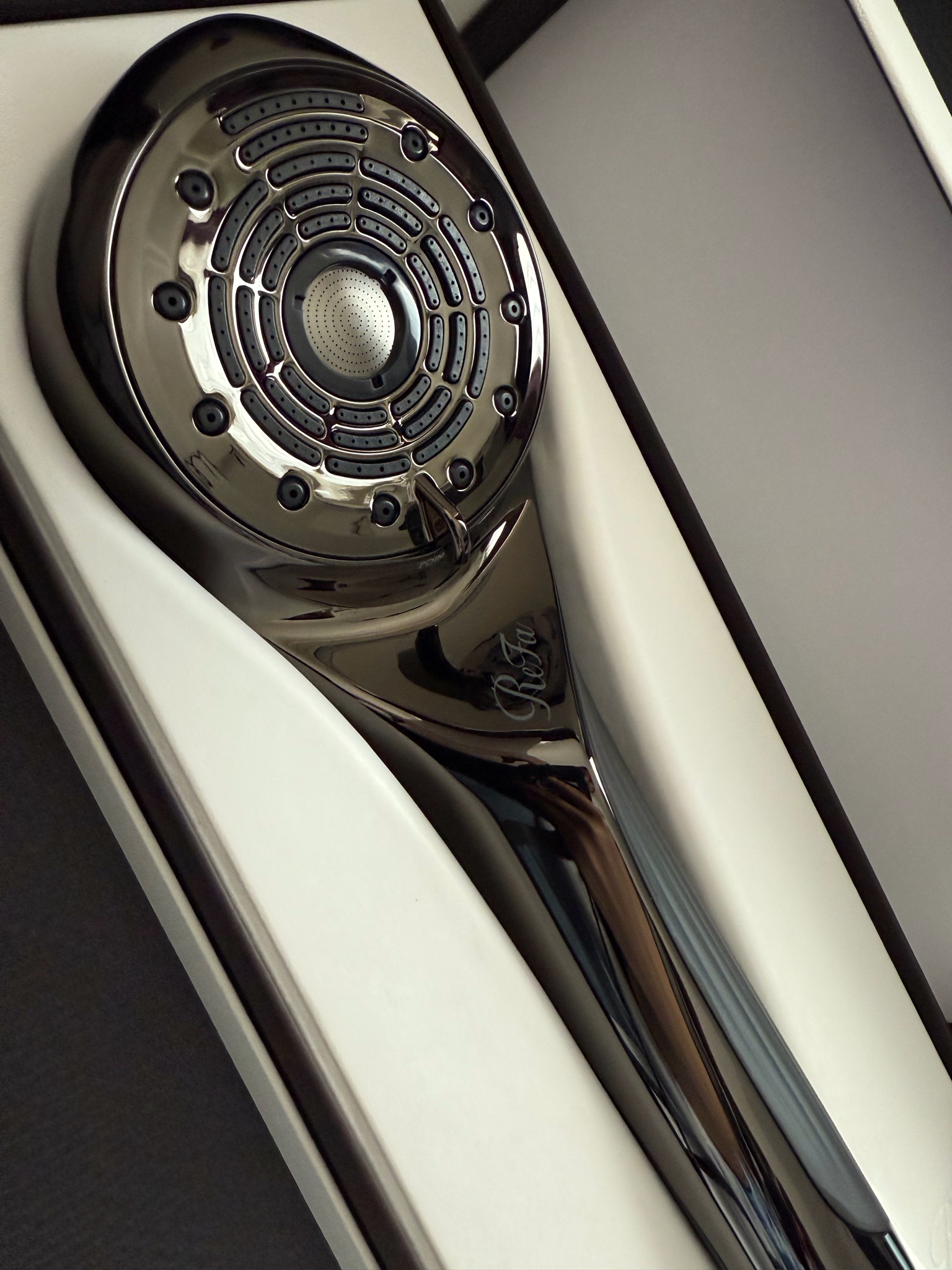 ReFa / リファファインバブル U ブラックの公式商品情報｜美容・化粧品