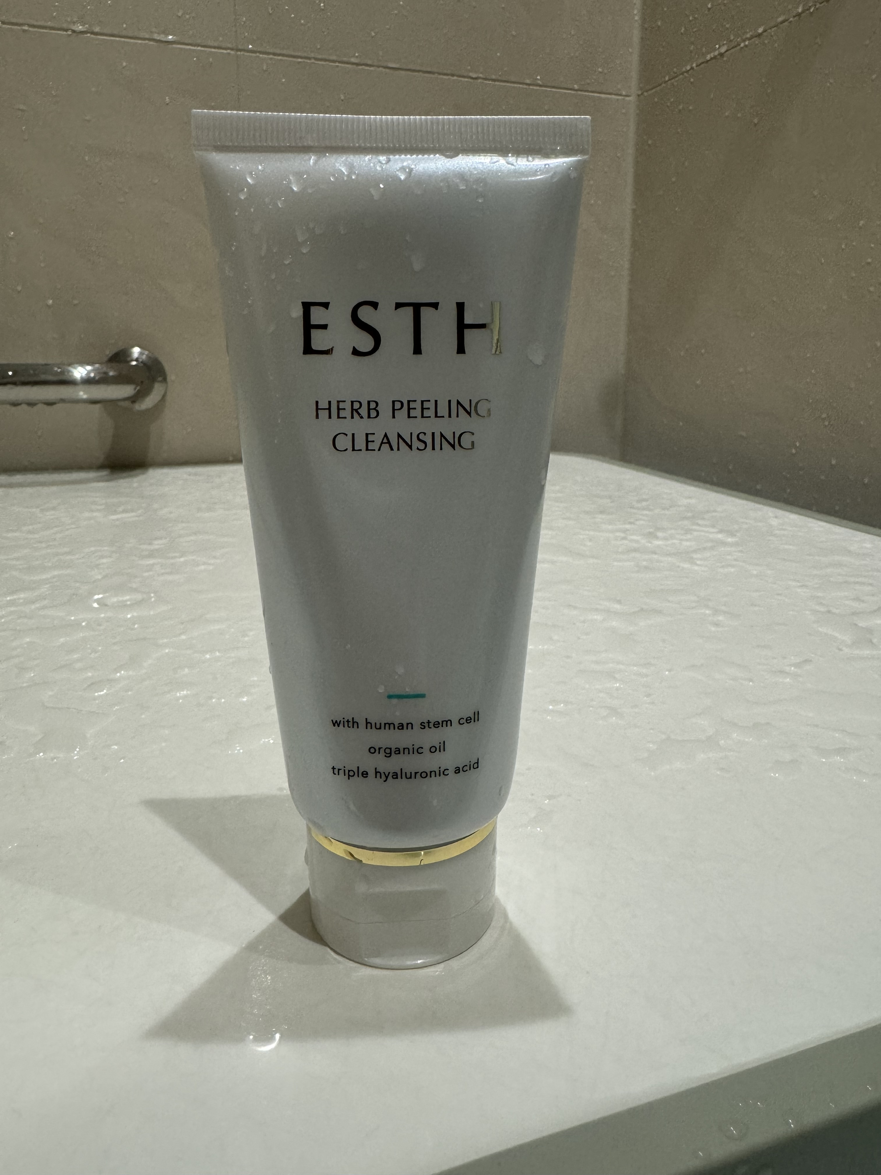 ESTH / ハーブピーリングクレンジング 120gの公式商品情報｜美容