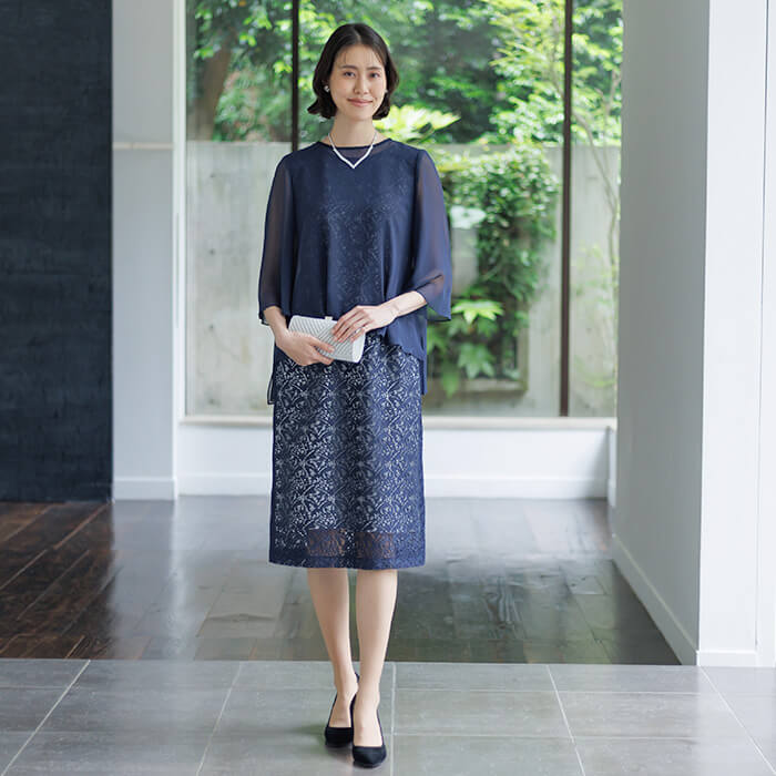 ミニマルなシルエットのツイン系ワンピース 9号・ネイビー｜東京