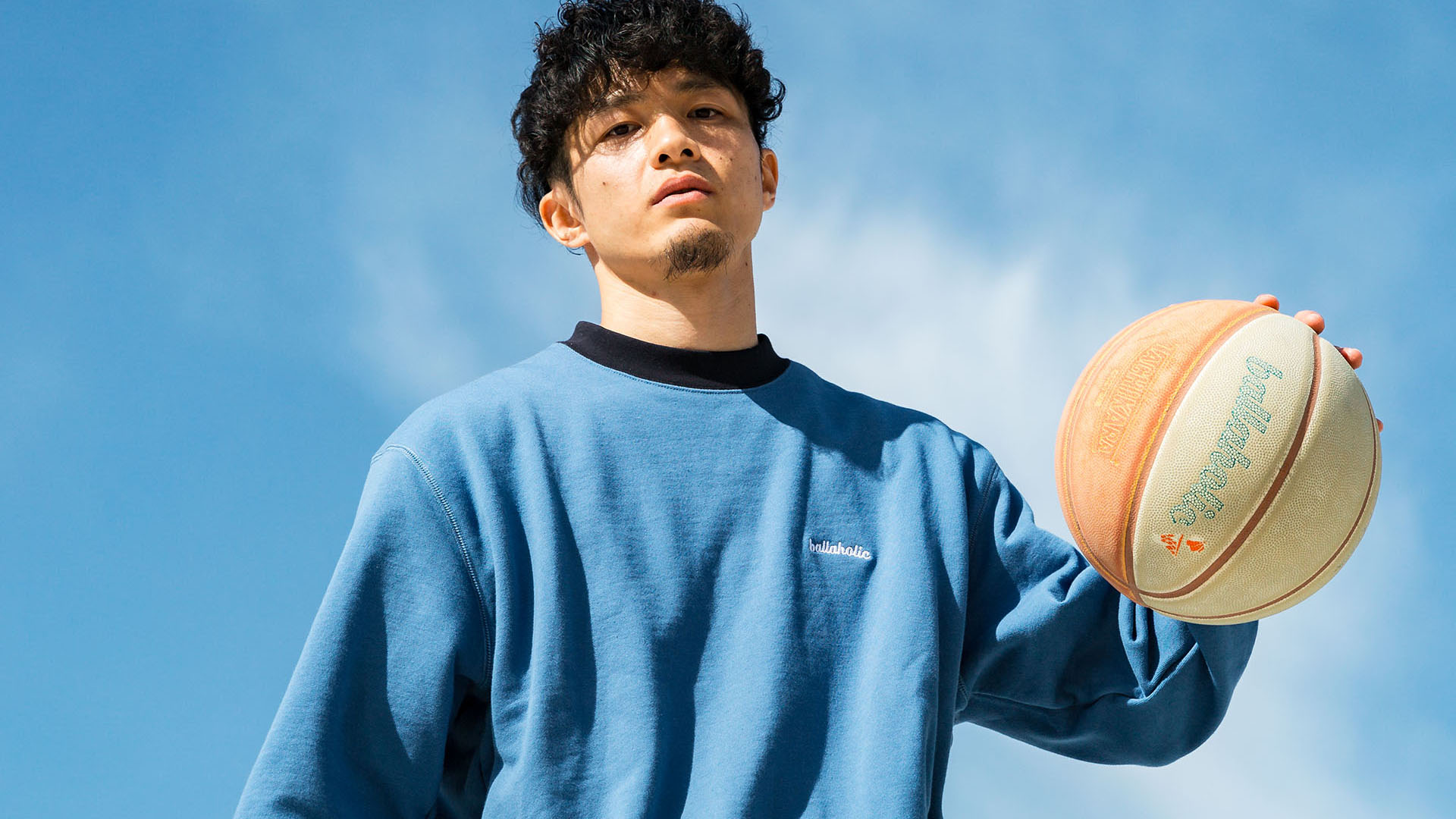 ballaholicから新作スウェットセットアップが10月31日(土)登場