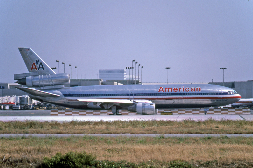アメリカン航空 McDonnell Douglas DC-10 N109AA ロサンゼルス国際空港