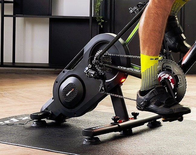 リアルな実走感が魅力のスマートトレーナー「NOZA V」予約販売を実施中