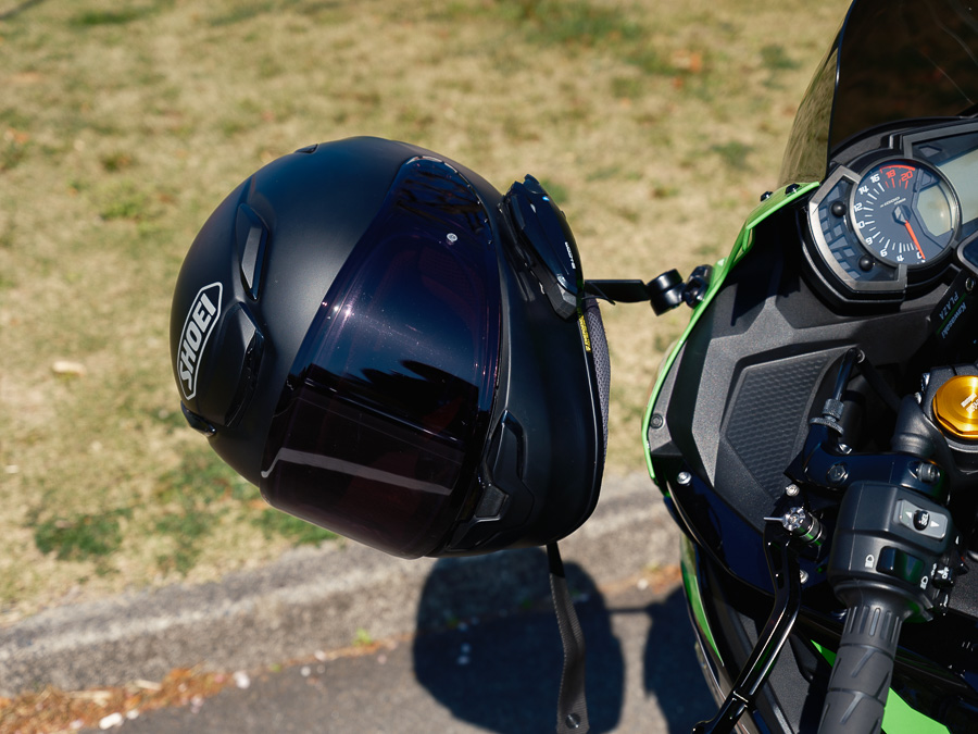 SHOEI Z-8 用に中華製の「CWR-F2 フォトクロミックシールド」を購入し