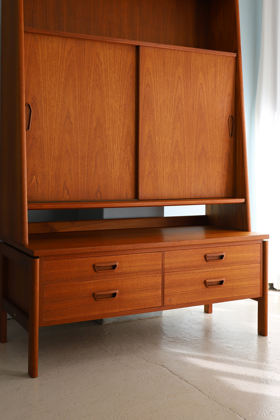 デンマークヴィンテージ ハイシェルフ キャビネット 収納 北欧家具