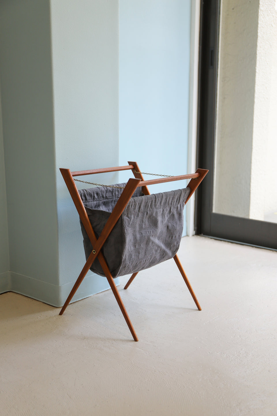 ヴィンテージマガジンラック 折りたたみ式 チーク材 北欧インテリア